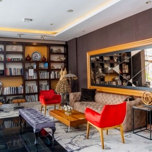 B Bar