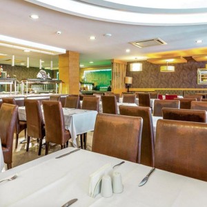 Le Select Restaurant